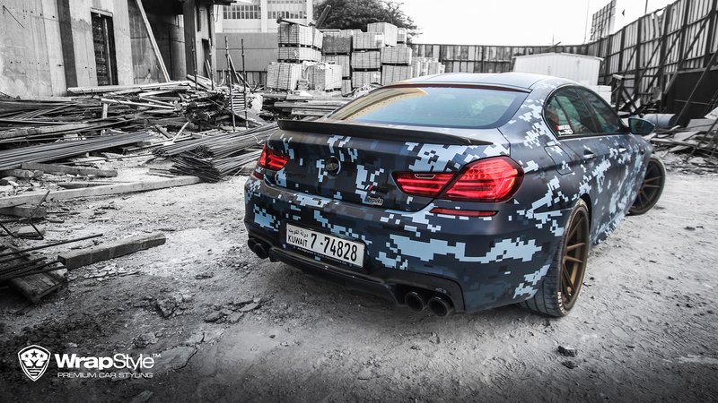 BMW M5 - Digital Camo wrap - img 1 small