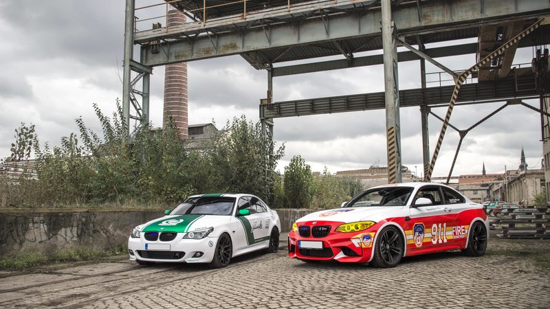 BMW M2 / BMW 535i - Dubai Police / New York Fire Department Wrap - img 3 small