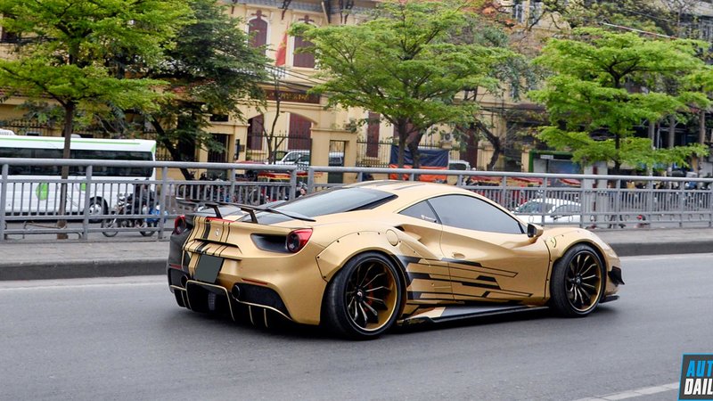 Ferrari 488 GTB - Liberty Walk design - img 1 small