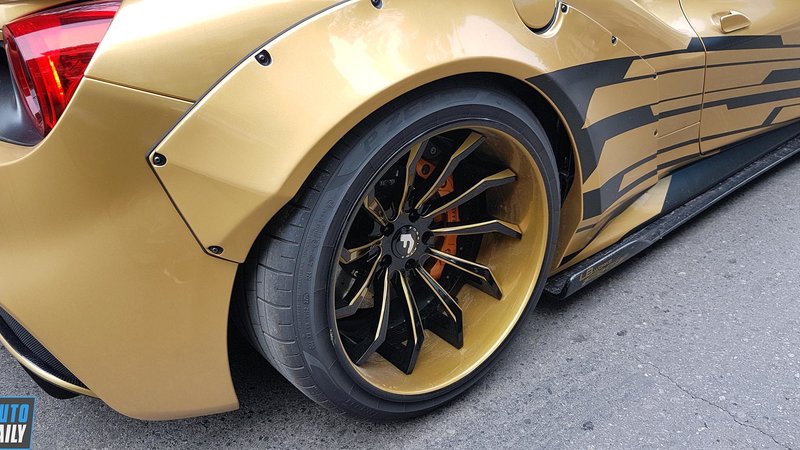 Ferrari 488 GTB - Liberty Walk design - img 4 small