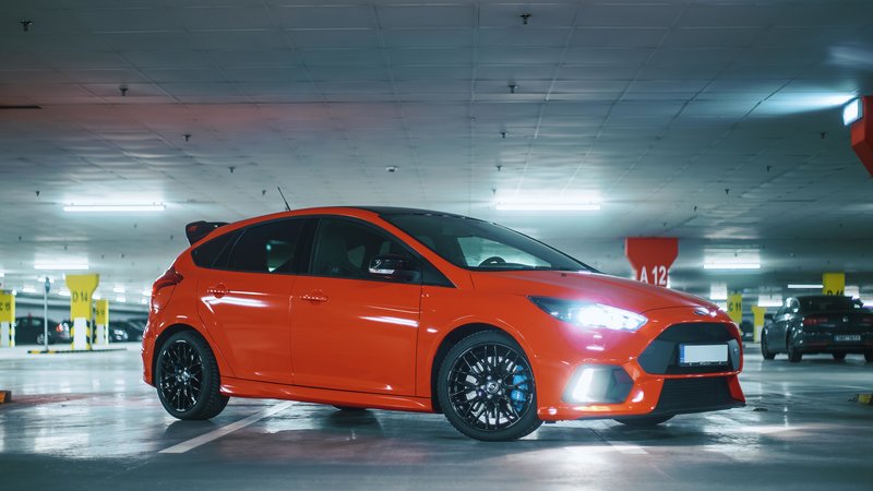 Ford Focus RS - Red Gloss wrap - img 3 small