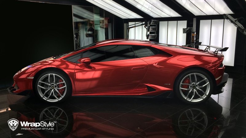 Lamborghini Huracan - Chrome Red wrap