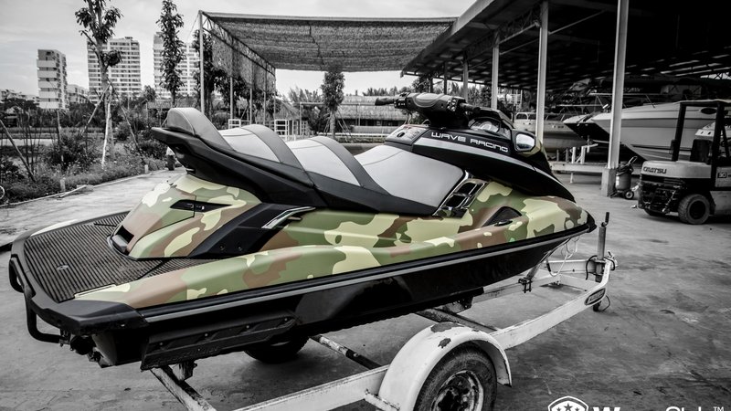 Yamaha WaveRunner Jet Ski - Camo design - img 2 small