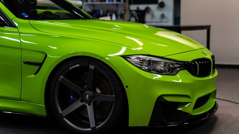 BMW M3 - Avery Lime Green wrap - img 2 small