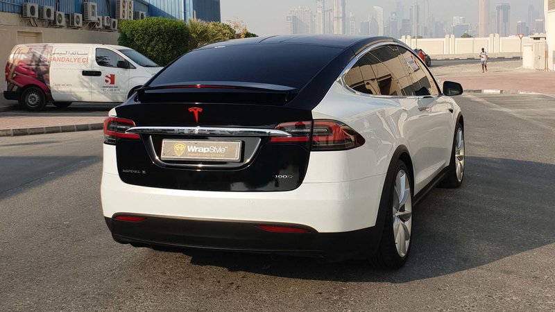 Tesla Model X - Black Stripe wrap - img 1 small