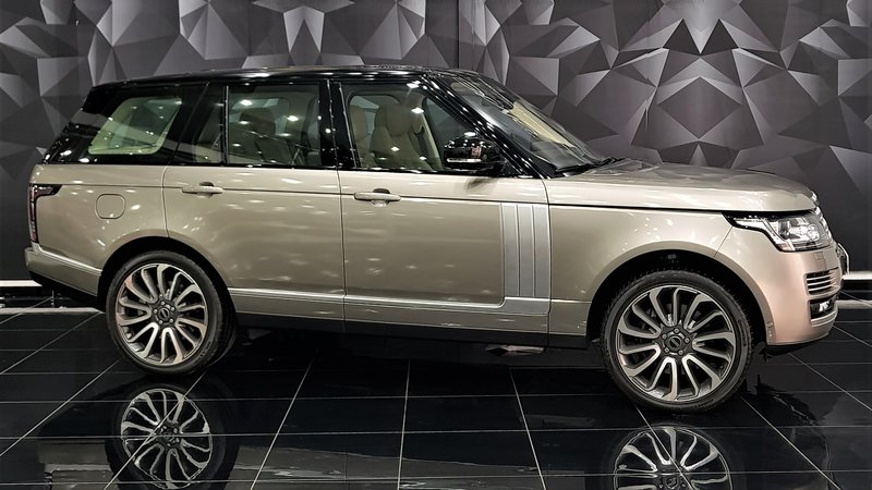 Range Rover Velar - Beige Gloss wrap - img 1 small