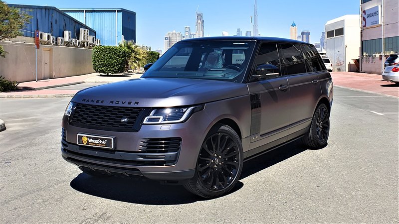 Range Rover Vogue - Grey Satin wrap - img 1 small