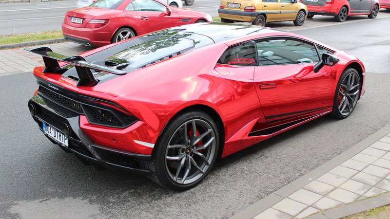 Lamborghini Huracan - Red Chrome wrap - img 3 small