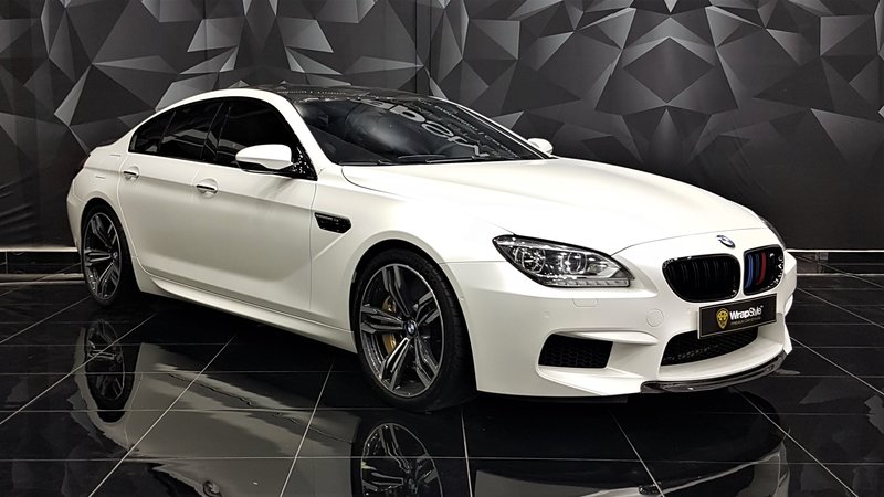 BMW 8 - White Matt wrap