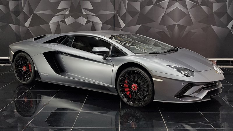 Lamborghini Huracan - Grey Matt wrap - img 1 small