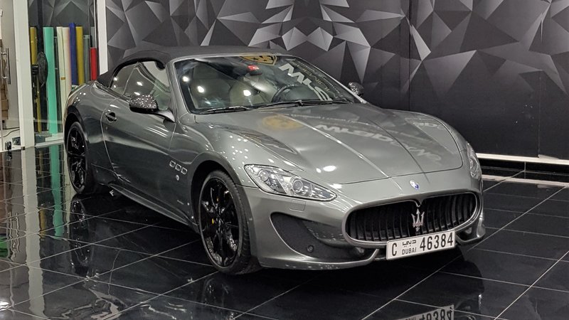 Maserati GranCabrio - Grey Gloss wrap - cover small
