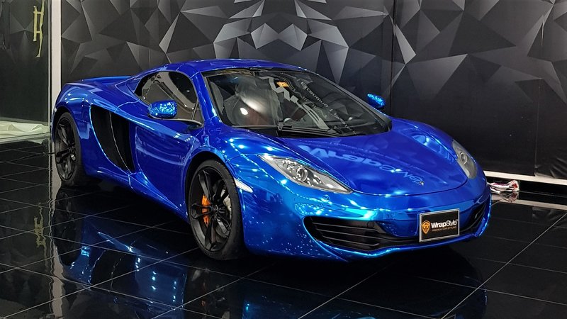 McLaren 12C - Blue Chrome wrap