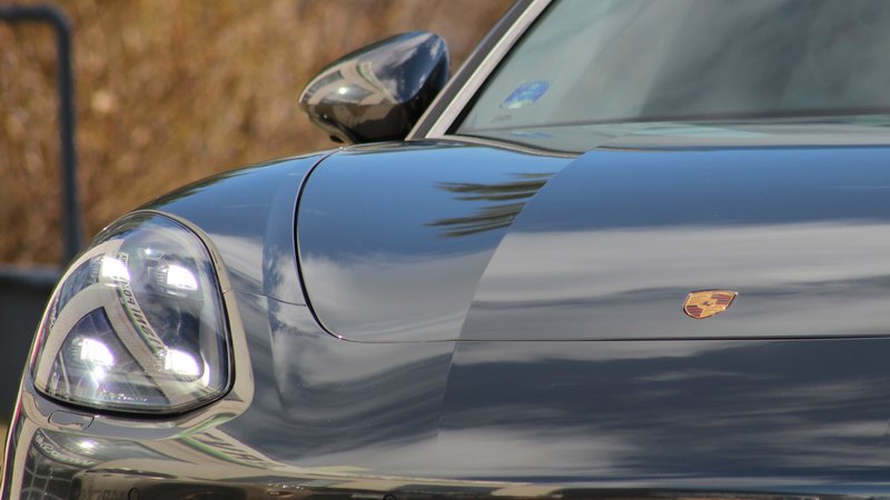 Porsche Panamera - Black Chrome wrap - img 1 small