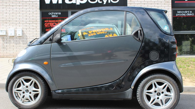 Smart ForTwo - Grey Gloss wrap - img 1 small