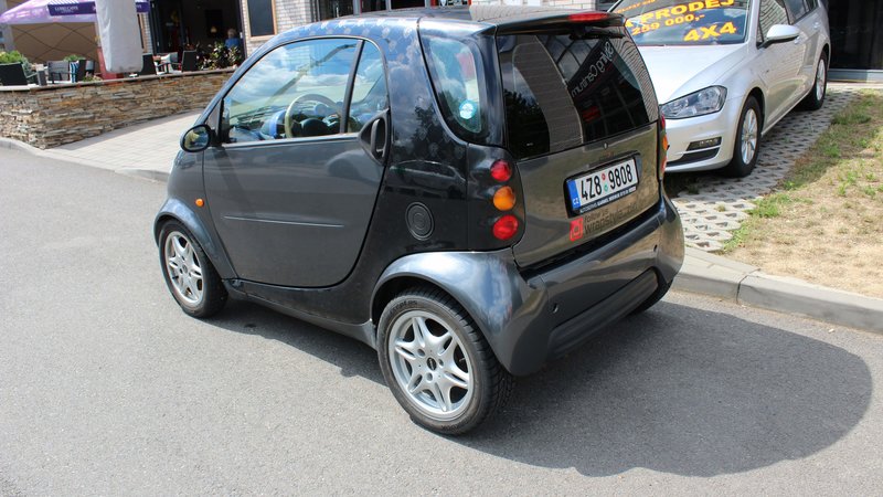 Smart ForTwo - Grey Gloss wrap - img 3 small