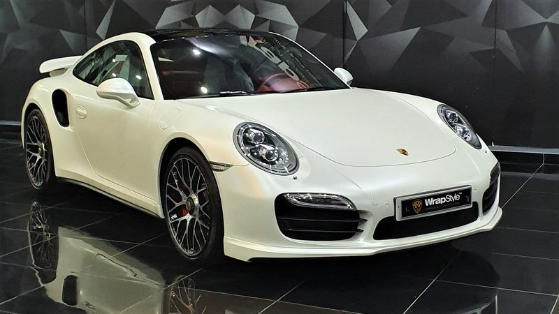 Porsche 911 - White Satin wrap