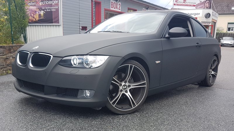 BMW 3 - Dead Black Matt wrap