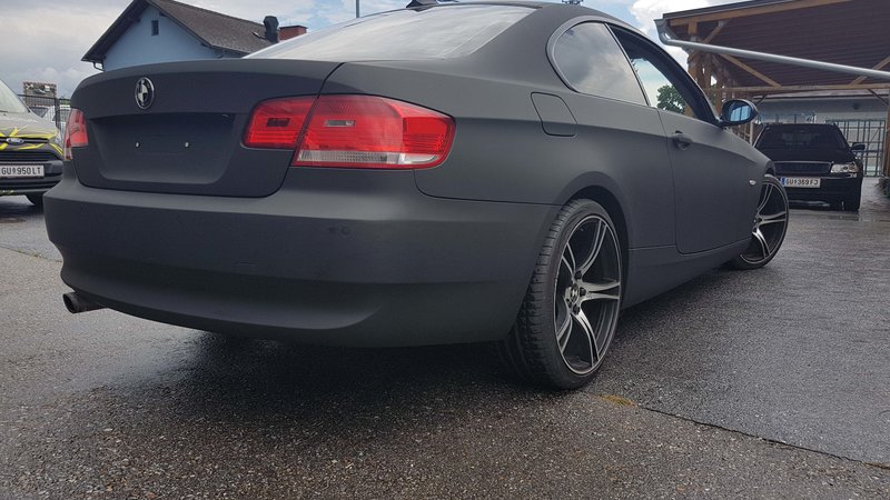 BMW 3 - Dead Black Matt wrap - img 3 small