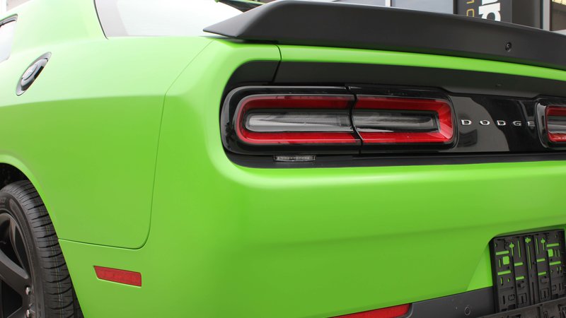 Dodge Challenger Hellcat - Green Gloss wrap - img 1 small