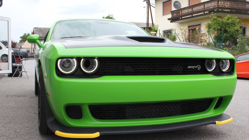 Dodge Challenger Hellcat - Green Gloss wrap - img 2 small