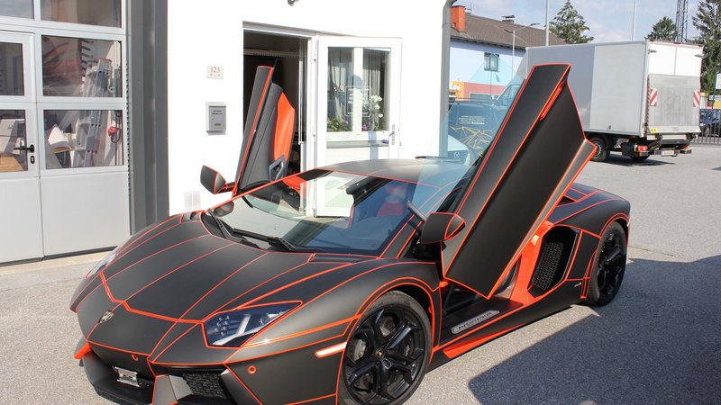 Lamborghini Aventador - Tron Wrap - img 1 small