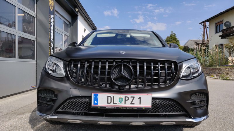 Mercedes GLC - Black Satin wrap - img 2 small