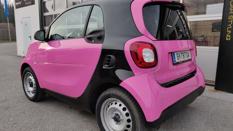 Smart ForTwo - Pink Gloss wrap - img 3 small