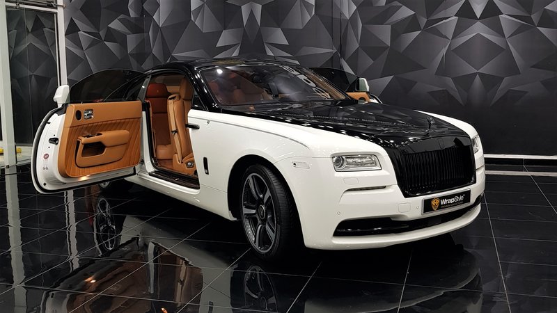 Rolls-Royce Wraith - Black Gloss Stripe - cover small
