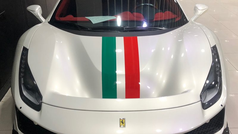 Ferrari 488 Pista - Italian Stripes design - img 1 small