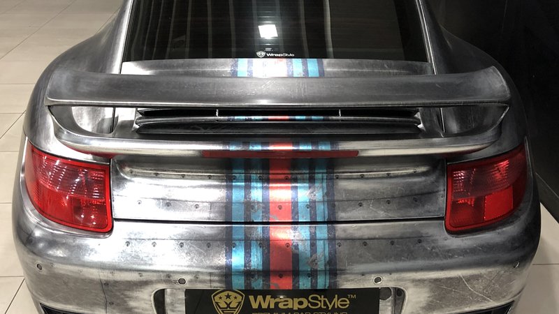 Porsche 997 Turbo - Martini Steel Wrap - img 2 small