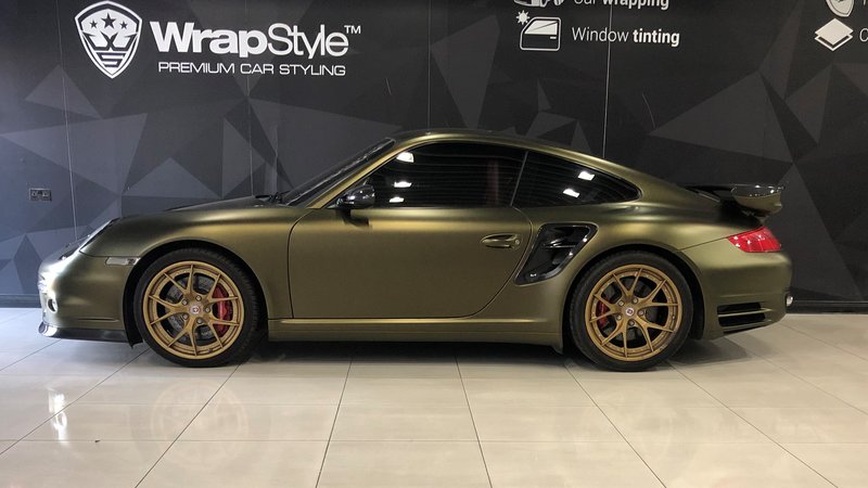 Porsche GT2 - Gold Matt wrap