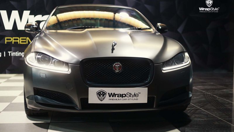 Jaguar XJ - Chrome Matt wrap - cover small