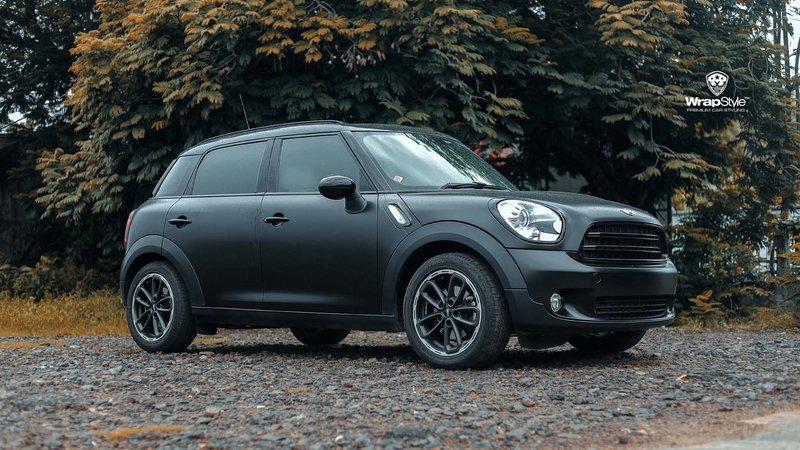 Mini Countryman - Black Satin wrap