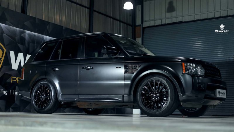 Range Rover Sport - Black Satin wrap - img 3 small