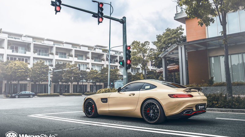 Mercedes-Benz GT S - Gloss Sand design