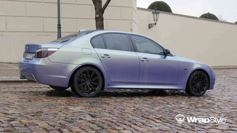 BMW 5 - Blue Starlight Gloss wrap - img 1 small