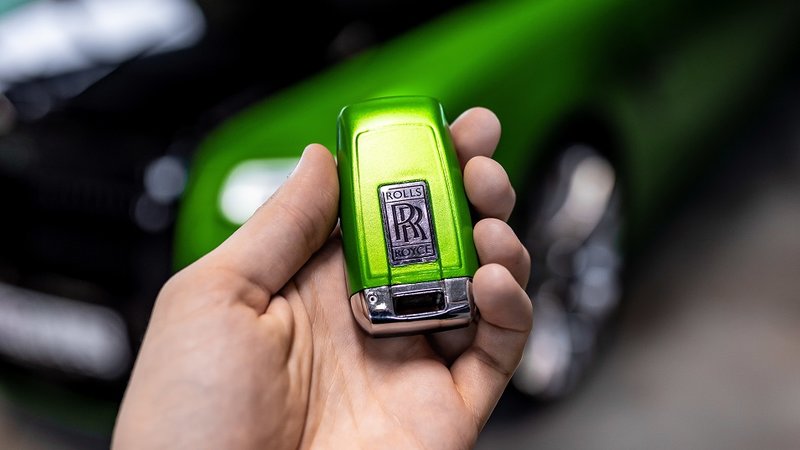 Rolls-Royce - Green Satin - img 5 small