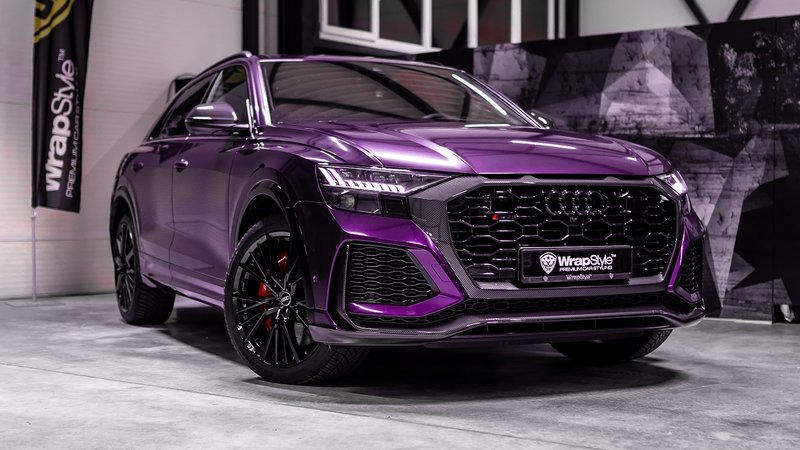 Audi RS Q8 - Purple Black Iridescent