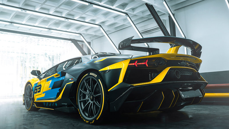 Lamborghini Aventador SVJ - Stripes Design - img 11 small