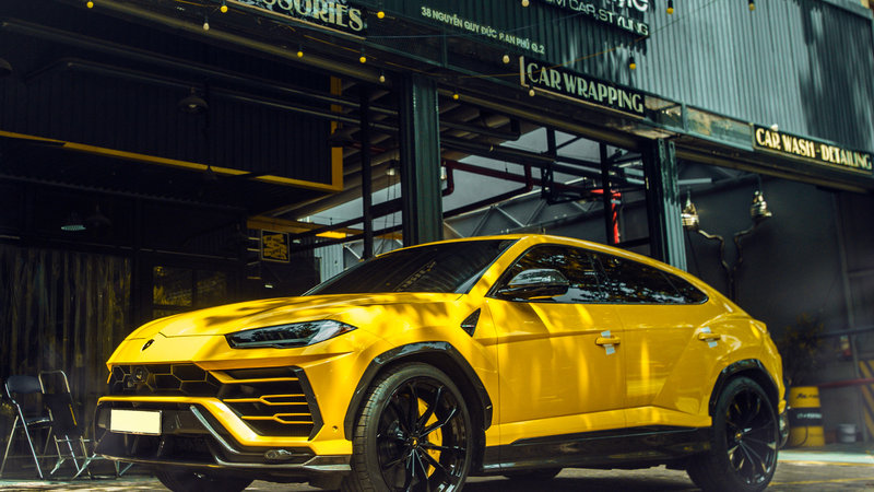 Lamborghini Urus - Yellow Wrap - img 3 small