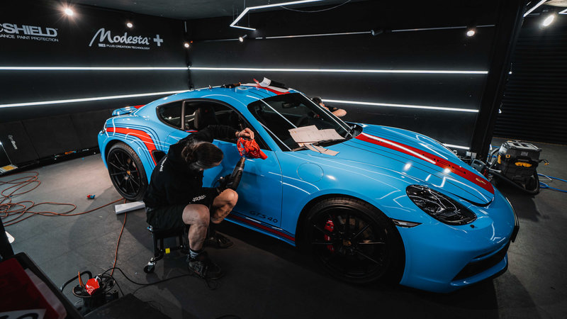 Porsche Cayman - Martini Stripes Wrap - img 8 small