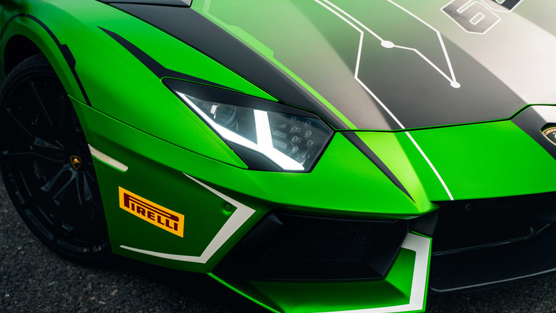 Lamborghini Aventador Roadster - Racing Wrap - img 1 small