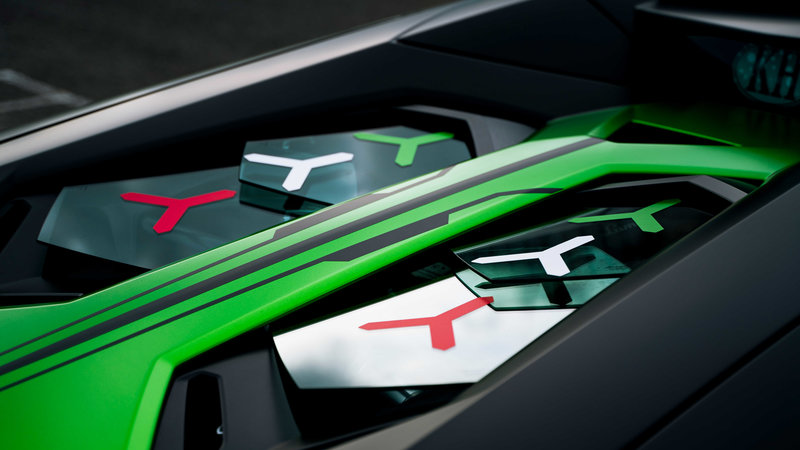 Lamborghini Aventador Roadster - Racing Wrap - img 15 small