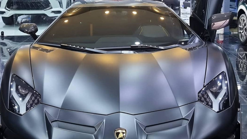 Lamborghini Huracan - Gold & Black Wrap - img 2 small