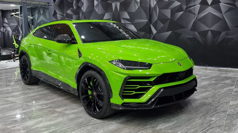 Lamborghini Urus - Green Wrap