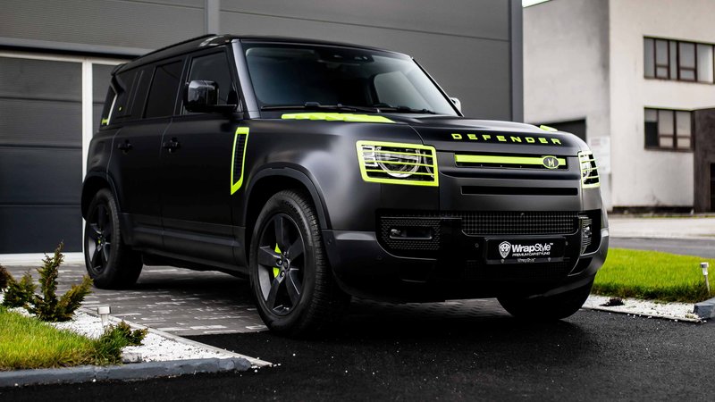 Land Rover Defender - Lime Green Wrap - img 1 small