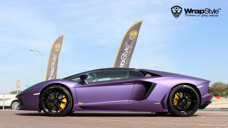 Lamborghini Aventador - Purple Metalic Matt wrap - img 1 small