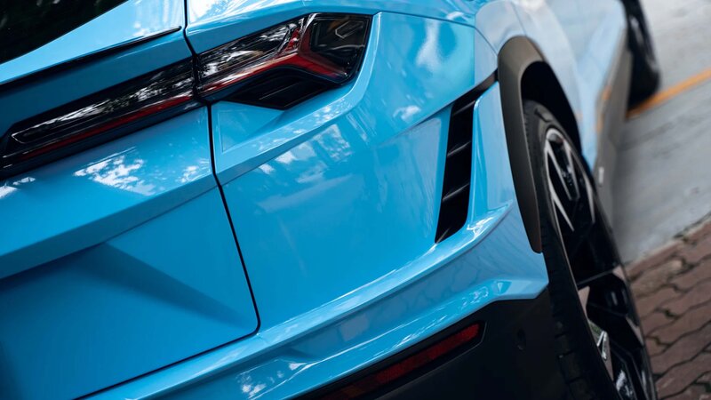 Lamborghini Urus S - Ice Blue Wrap - img 8 small
