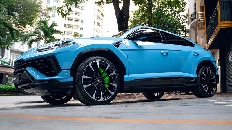 Lamborghini Urus S - Ice Blue Wrap - img 13 small