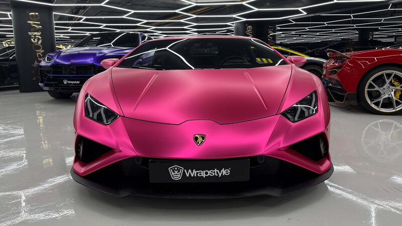 Lamborghini Huracan - Pink Chrome Wrap - img 2 small